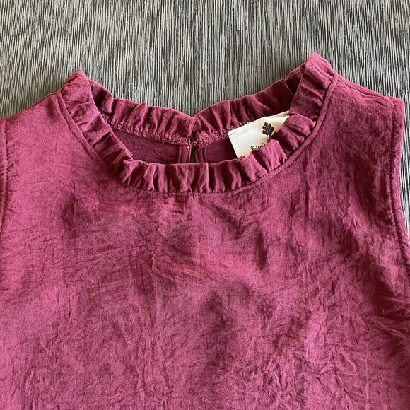 2‎ Bundle Betsy Boutique Keyhole Cinched Neck Tank Burgundy & Cognac Career Sz S - Picture 10 of 15